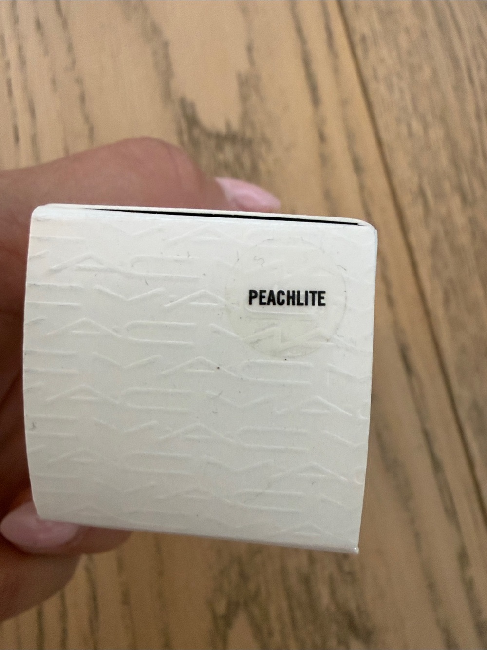 MAC Cosmetics Strobe Cream Moisturizer - peachlite - Picture 5 of 6